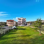 Beachfront Jermen Διαμέρισμα Sukošan