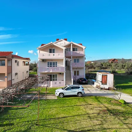 Beachfront Jermen Sukošan