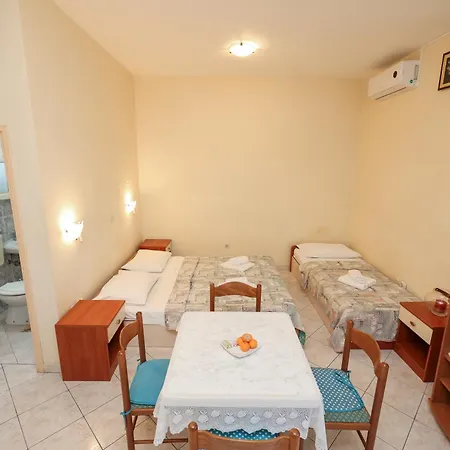 Beachfront Jermen Сукошан