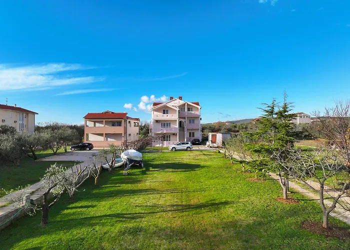 Beachfront Jermen Appartement Sukošan